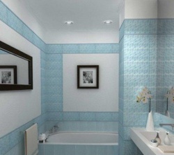 <p><em><strong>Кафельная плитка для ванной комнаты.  Нежно - голубой цвет. Ремонт и отделка.</strong></em></p>
