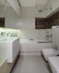 <p>Фото интерьера ванной совмещенной с туалетом</p>